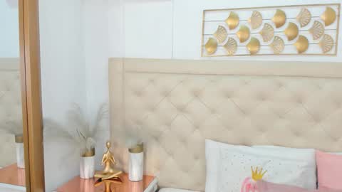 lucia_lorenz online show from December 2025 11:28:01 AM