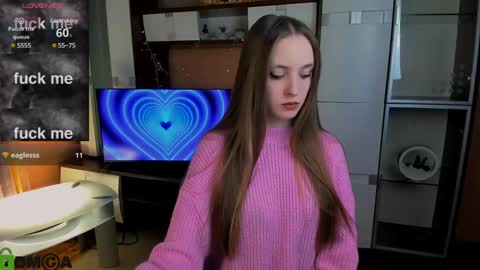 Snapshot of lucia_lucky chatting on December 2024 10:06:02 AM Sindy online show from December 2024 10:06:02 AM
