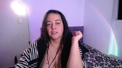 Lucia Vonne online show from April 2026 01:14:01 AM