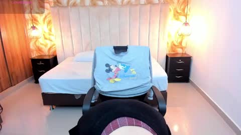 Lucia Vonne online show from May 2026 06:46:01 PM