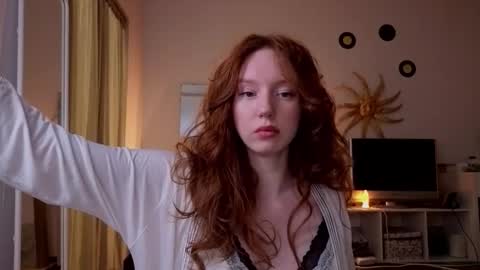 Lucia online show from October 2025 04:16:01 PM