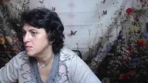 LuciaMi online show from September 2025 04:56:01 AM