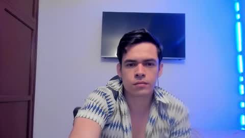 Snapshot of lucian_gomez chatting on October 2025 07:15:01 PM Lucian Gomez online show from October 2025 07:15:01 PM