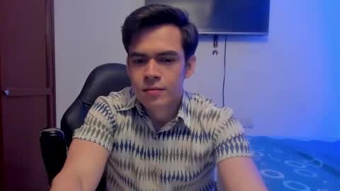 Snapshot of lucian_gomez chatting on October 2025 10:17:02 PM Lucian Gomez online show from October 2025 10:17:02 PM