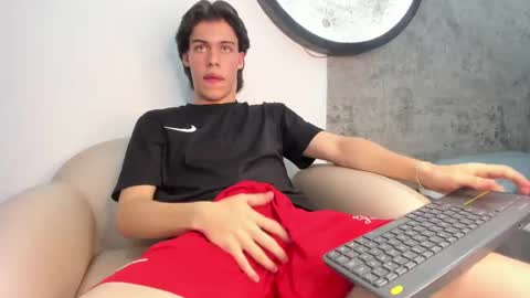 Snapshot of lucian_greyy chatting on October 2025 04:07:01 AM lucian_greyy online show from October 2025 04:07:01 AM