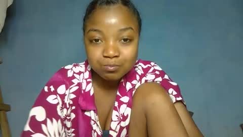 luciana012 online show from November 2025 03:25:02 PM