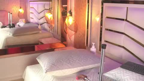 luciana_agudelo online show from June 2026 06:52:01 PM