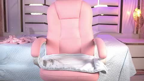 luciana_agudelo online show from August 2026 07:06:01 PM