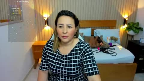 Snapshot of luciana_ballesteros chatting on April 2026 12:26:01 PM Luciana online show from April 2026 12:26:01 PM