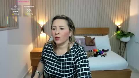 Snapshot of luciana_ballesteros chatting on June 2026 11:59:01 AM Luciana online show from June 2026 11:59:01 AM