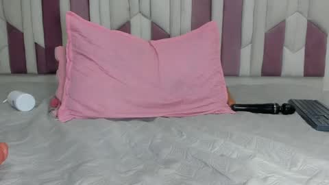 Snapshot of luciana_jam_ chatting on March 2025 09:18:02 AM instagram luciana417 online show from March 2025 09:18:02 AM