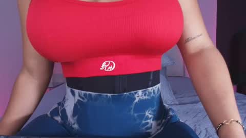 instagram luciana417  online show from December 2025 03:03:01 AM