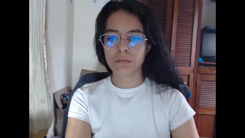 Madelyne online show from December 2024 06:37:02 PM