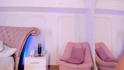 Luciana online show from June 2026 08:43:02 PM