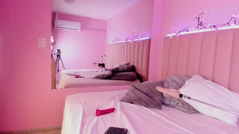 lucianablake online show from April 2026 04:46:01 AM