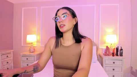    online show from September 2025 03:44:01 AM