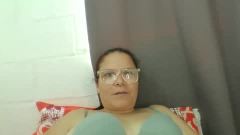 lucianamaster online show from October 2025 03:58:01 PM