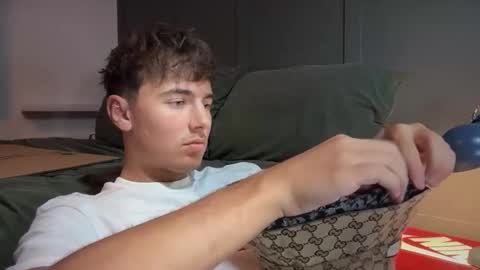 Lucian online show from September 2025 01:53:02 AM