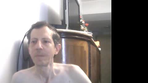 Luciano online show from February 2025 06:37:01 PM