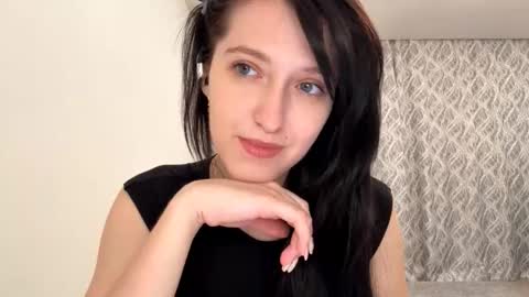 Mary online show from October 2025 04:09:02 PM