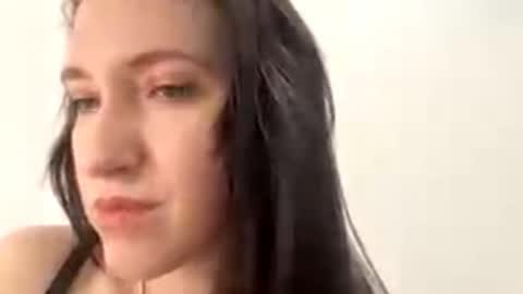 Snapshot of lucibeveridge chatting on November 2025 07:03:02 PM Mary online show from November 2025 07:03:02 PM