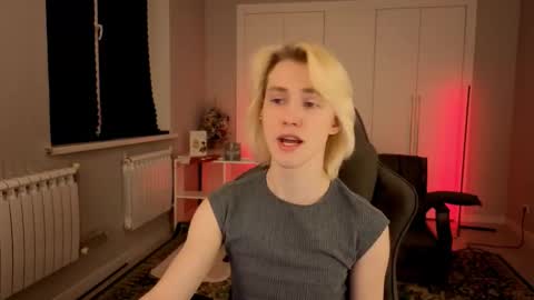 Angelok online show from March 2026 06:23:02 PM