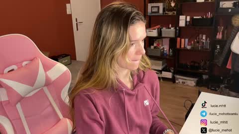 Lucie hot follow me on  online show from December 2024 10:50:02 AM