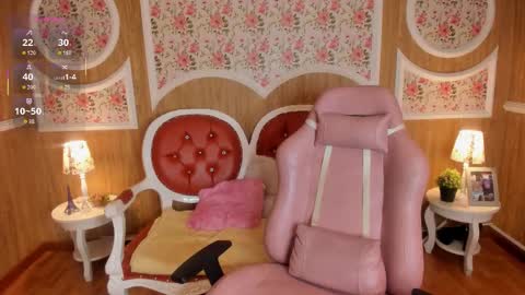 Snapshot of lucielace chatting on December 2025 12:12:02 PM Call Me Lucie ONLINE GTM -5 7001400 online show from December 2025 12:12:02 PM