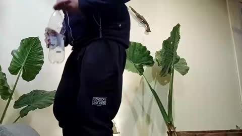 Snapshot of lucifergotharder chatting on February 2025 11:00:02 AM Lucifergotharder online show from February 2025 11:00:02 AM