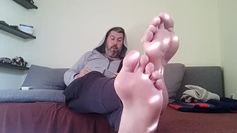 Snapshot of lucifergotharder chatting on March 2025 08:02:02 AM Lucifergotharder online show from March 2025 08:02:02 AM