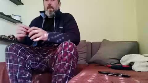 Snapshot of lucifergotharder chatting on March 2025 09:02:01 AM Lucifergotharder online show from March 2025 09:02:01 AM