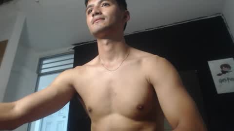 Snapshot of lucifferr_ chatting on September 2025 11:31:02 PM leonel online show from September 2025 11:31:02 PM