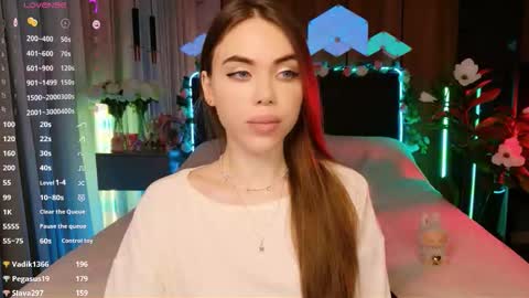 Snapshot of lucifiella chatting on November 2025 05:24:01 PM MimiFors online show from November 2025 05:24:01 PM