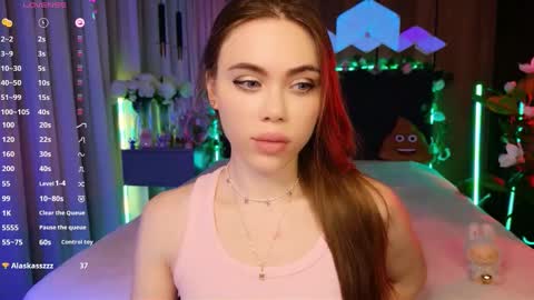 Snapshot of lucifiella chatting on December 2025 04:45:02 PM MimiFors online show from December 2025 04:45:02 PM