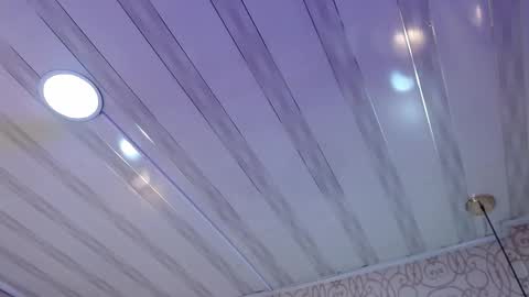 Snapshot of lucigh_ chatting on November 2025 08:09:01 PM Luci online show from November 2025 08:09:01 PM