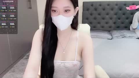 lucii04 online show from June 2026 09:06:02 PM