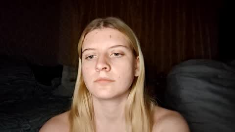 Monika online show from October 2025 08:31:01 PM