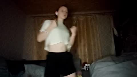 Monika online show from October 2025 08:42:01 PM