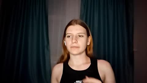 Monika online show from November 2025 07:49:02 PM