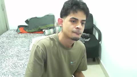 Snapshot of lucky_badboy chatting on January 2025 02:33:01 AM Lucky online show from January 2025 02:33:01 AM