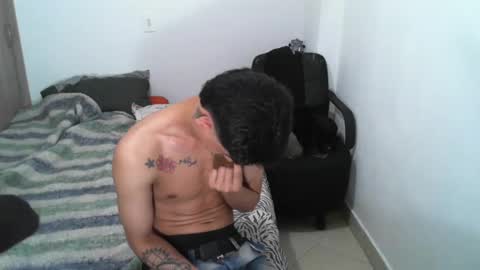 Snapshot of lucky_badboy chatting on February 2025 02:14:01 AM Lucky online show from February 2025 02:14:01 AM