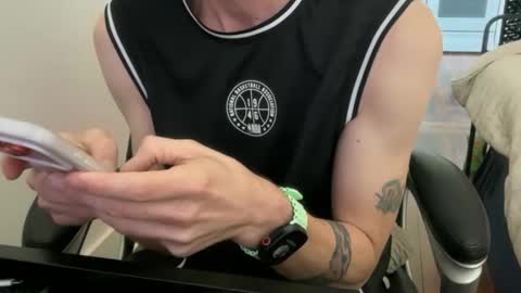 lucky_bme online show from May 2026 04:12:01 PM