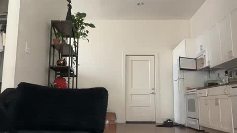 lucky_bme online show from May 2026 09:01:01 PM