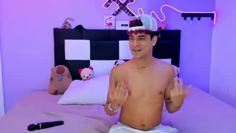 Snapshot of lucky_boys_x chatting on June 2026 05:31:02 AM Stven online show from June 2026 05:31:02 AM