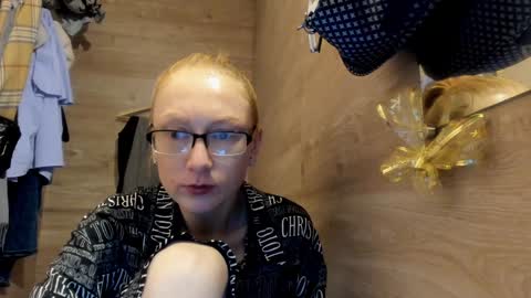 Snapshot of lucky_licky20 chatting on December 2024 04:16:02 AM lucky_licky20 online show from December 2024 04:16:02 AM