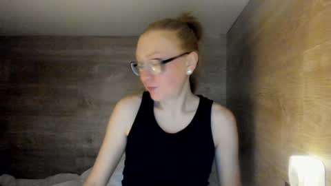 Snapshot of lucky_licky20 chatting on January 2025 03:54:01 AM lucky_licky20 online show from January 2025 03:54:01 AM