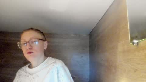 Snapshot of lucky_licky20 chatting on February 2025 04:15:02 AM lucky_licky20 online show from February 2025 04:15:02 AM