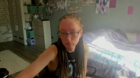 Snapshot of lucky_licky20 chatting on June 2026 02:05:02 AM lucky_licky20 online show from June 2026 02:05:02 AM