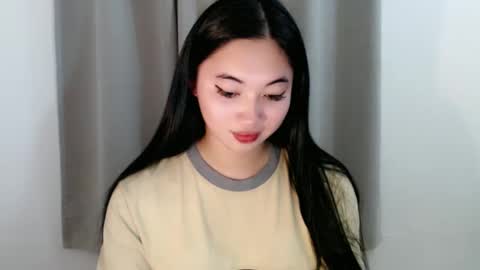 Snapshot of lucky_mariel chatting on March 2025 02:30:02 PM mariel online show from March 2025 02:30:02 PM