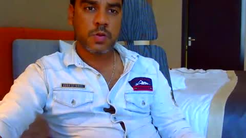 Snapshot of luckyfinalone chatting on October 2025 04:25:02 PM luckyfinalone online show from October 2025 04:25:02 PM